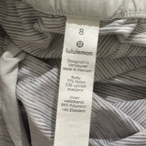 Lululemon On The Fly Skirt - Picture 4 of 7